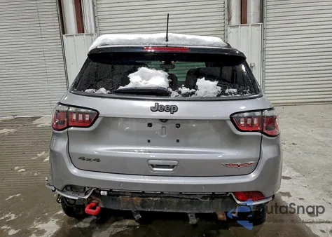 2018 Jeep Compass Trailhawk из США, поврежденный, VIN 3C4NJDDB9JT245860